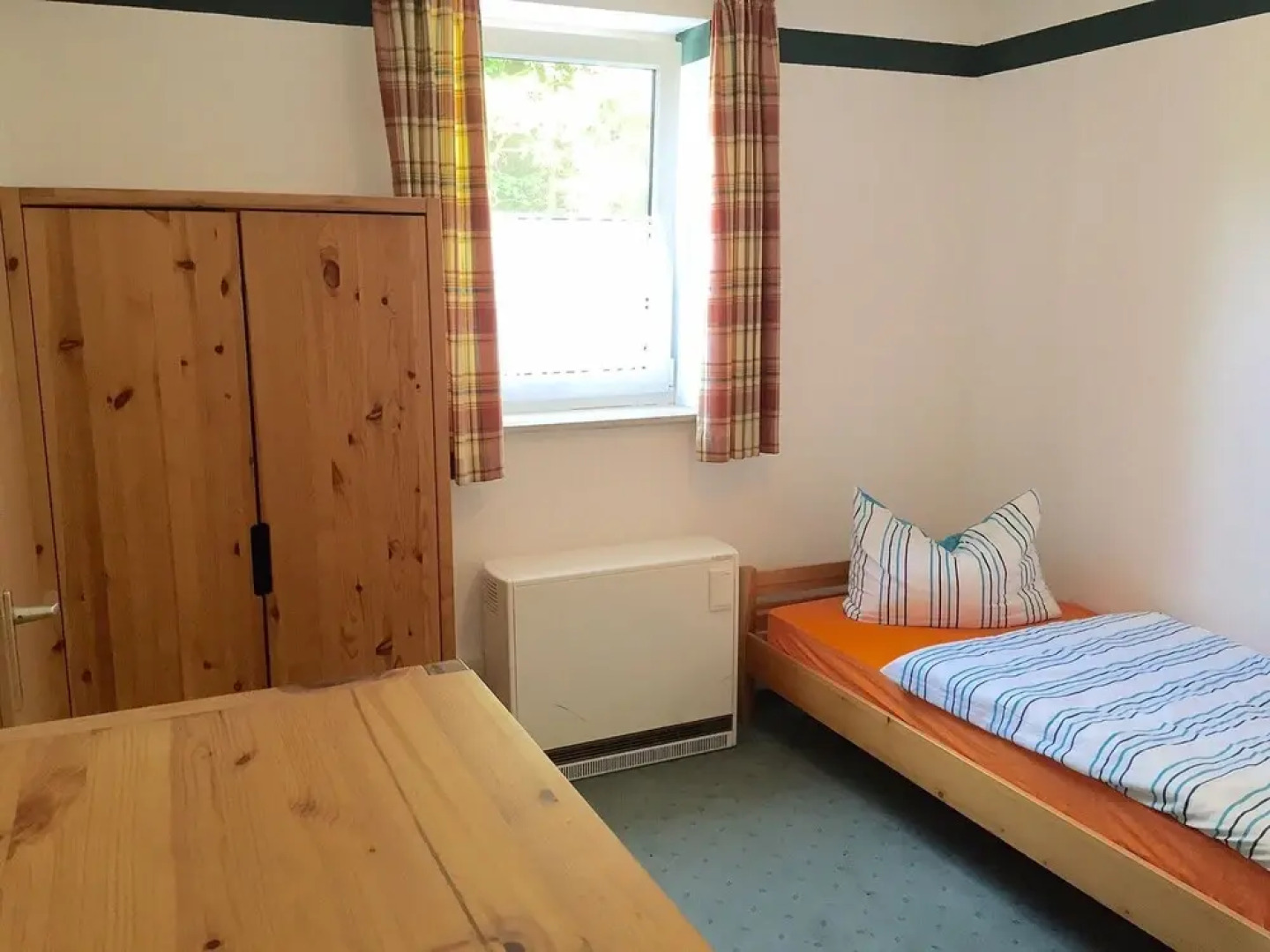 Holiday Home Directly Along the Edge of the Forest, Sauna and Modern Furnishings