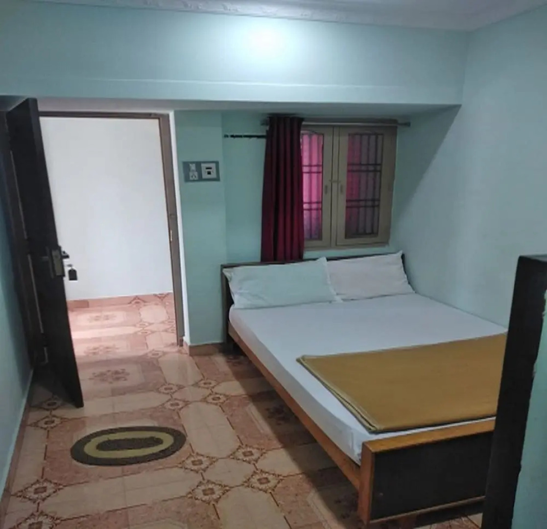 Sri Sivalakshmi AC Guest House