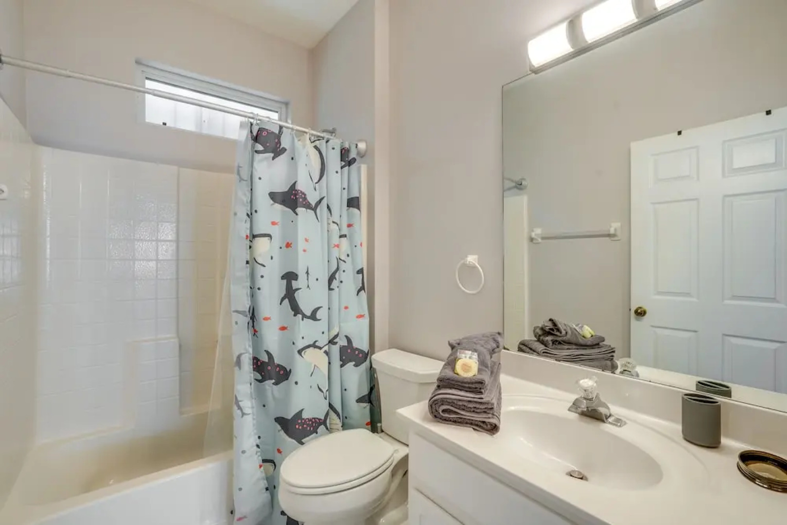 Sunny Fort Myers Home w/ Heated Pool!