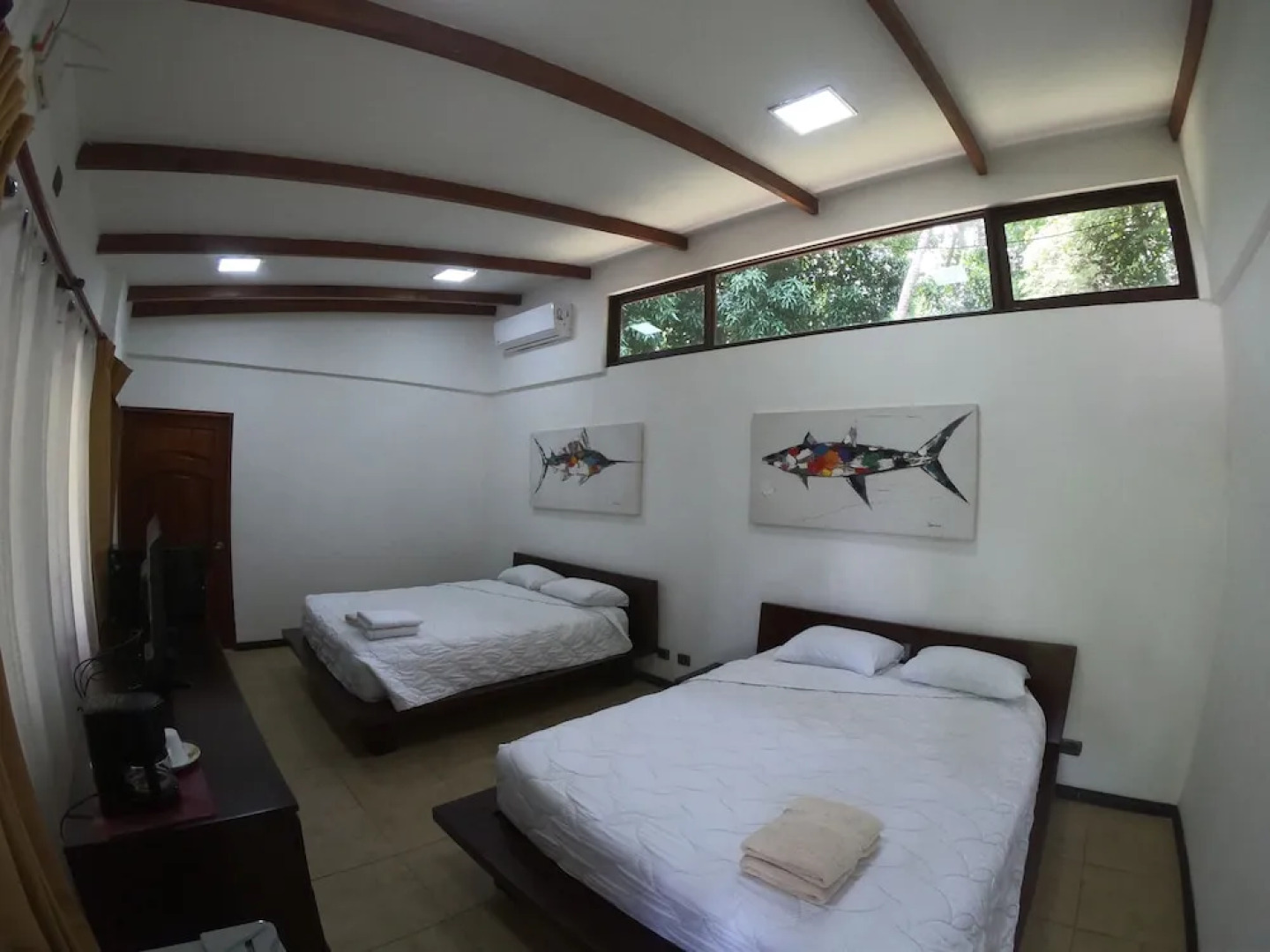 Café de Playa Beach Front Hotel