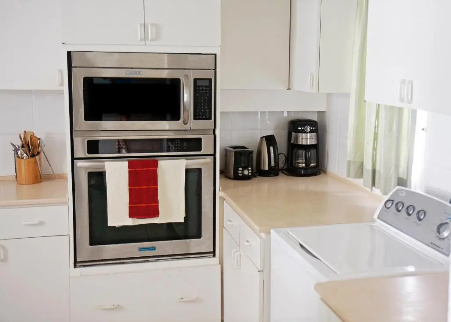 This is a Beachfront 3 Bedroom, 3 Bathroom Villa, Family-friendly Activities