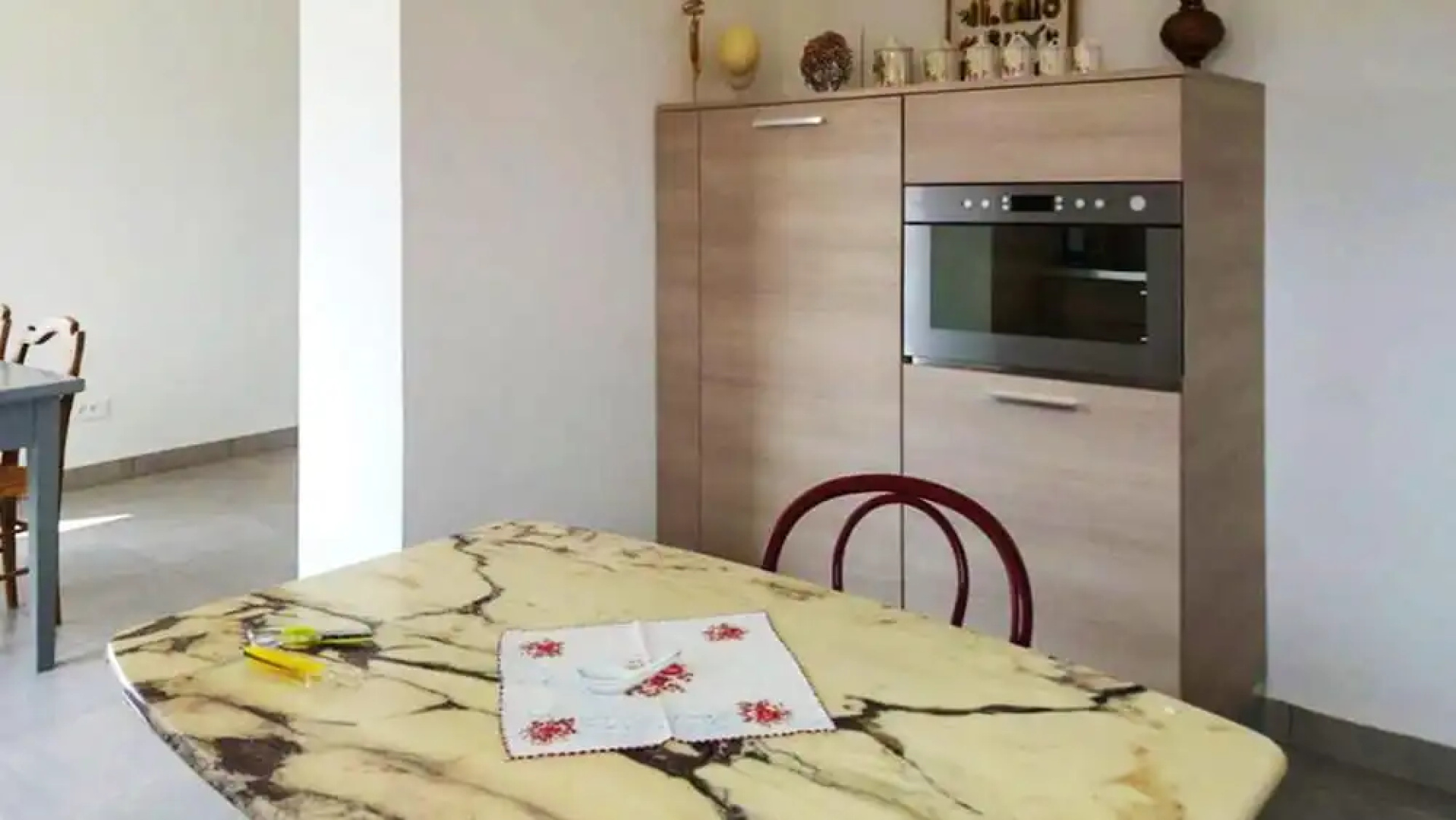 Apartment With 2 Bedrooms in Velaux, With Pool Access, Furnished Garde