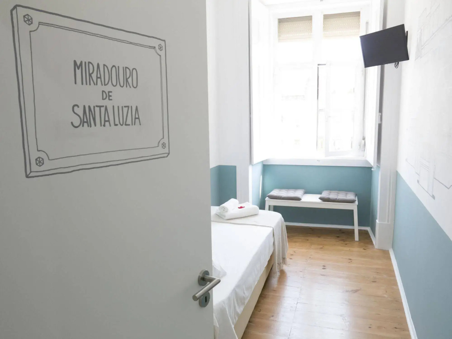 Lisbon Check-In Guesthouse