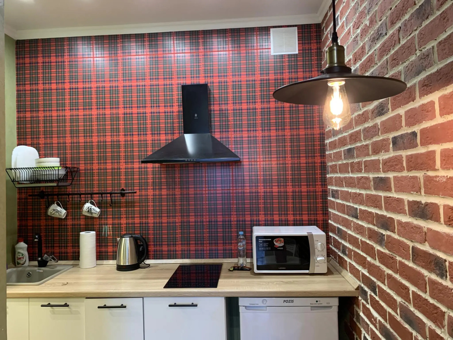 Moon72 (Мун72) на улице Фармана Салманова