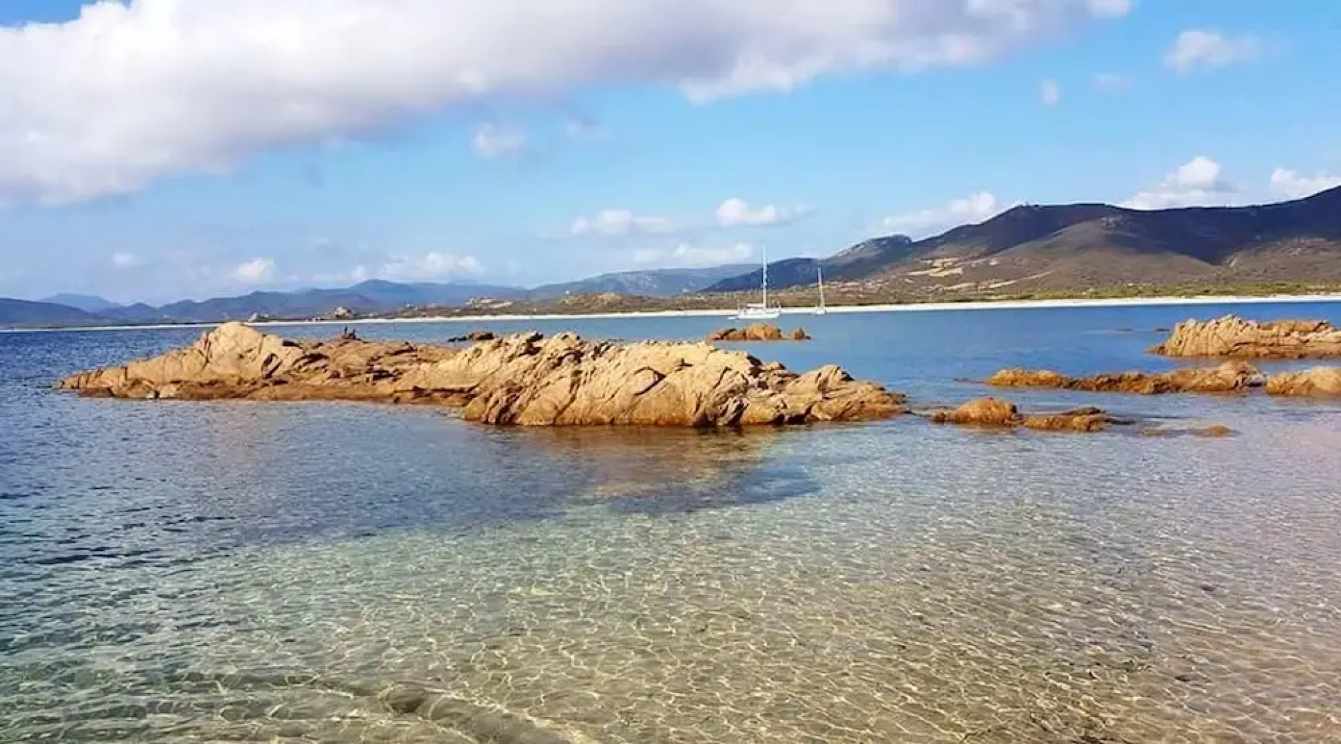 House With 2 Bedrooms in Porto Corallo, With Furnished Terrace and Wifi Near the Beach