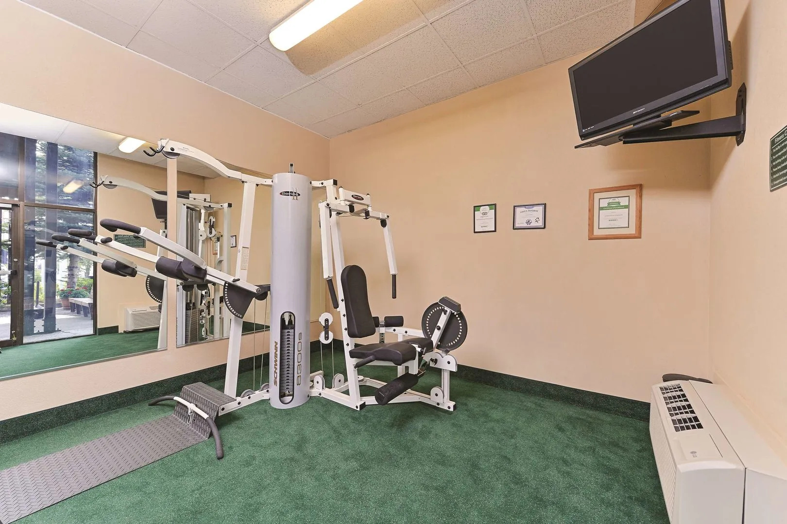 Sandpoint Hotel & Suites Downtown