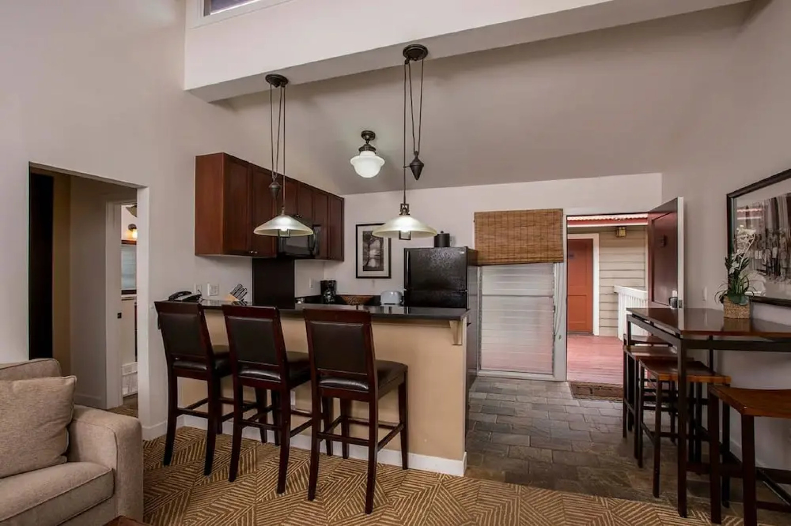 Aina Nalu - Two Bedroom Condo