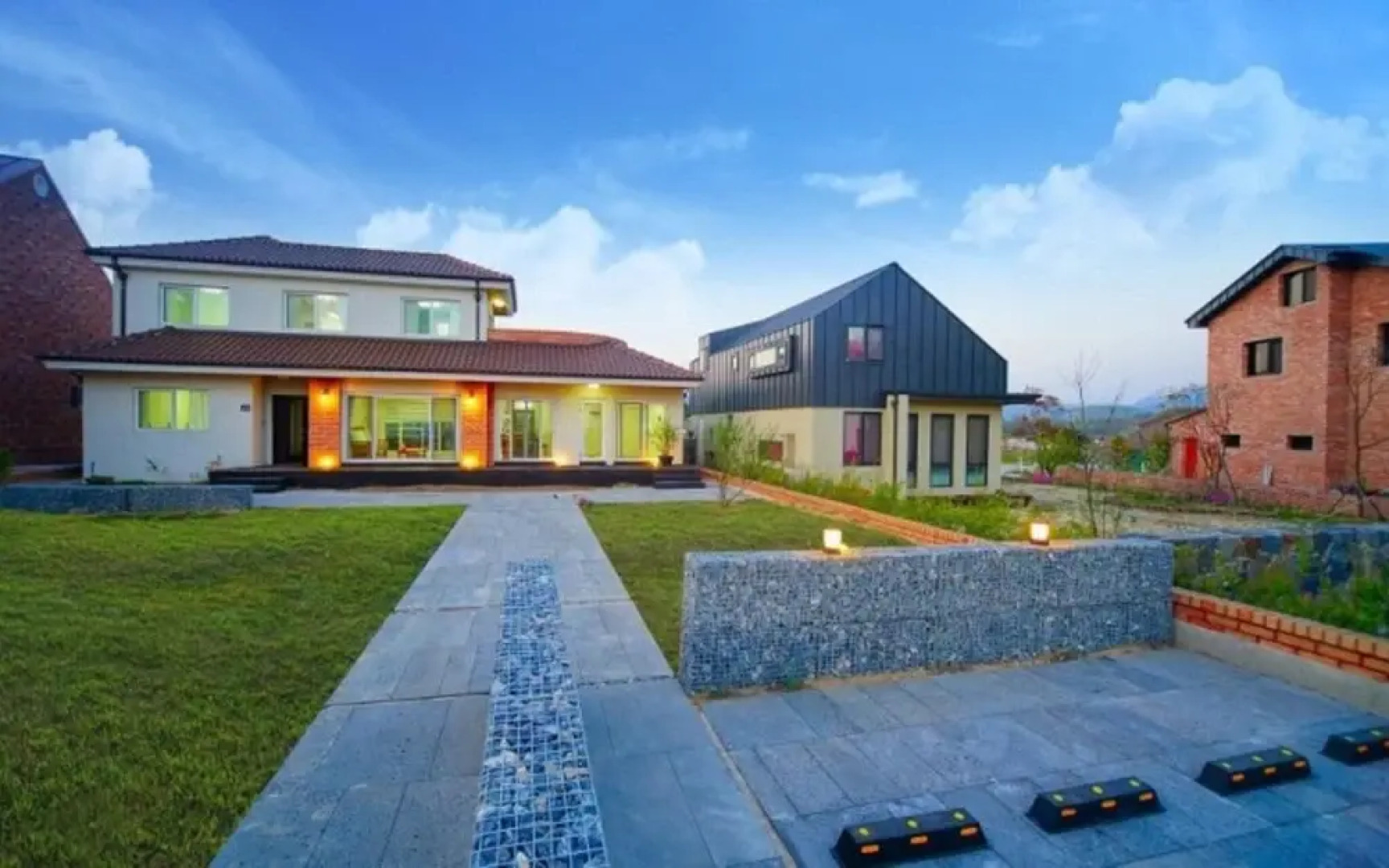 Jeonju Hosumaeul Dusilleene Pension