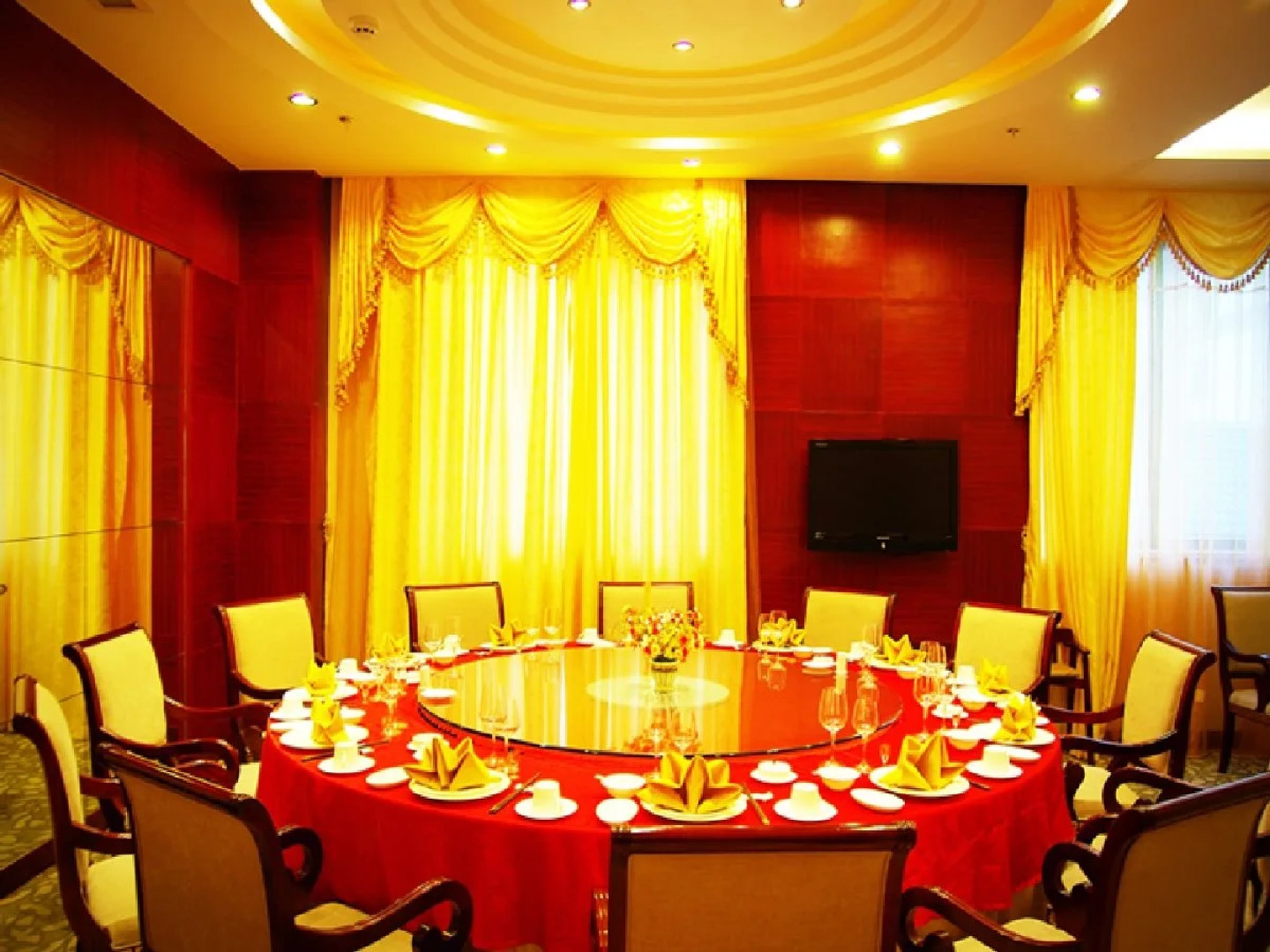 Jiuzhaigou Huangpu Hotel