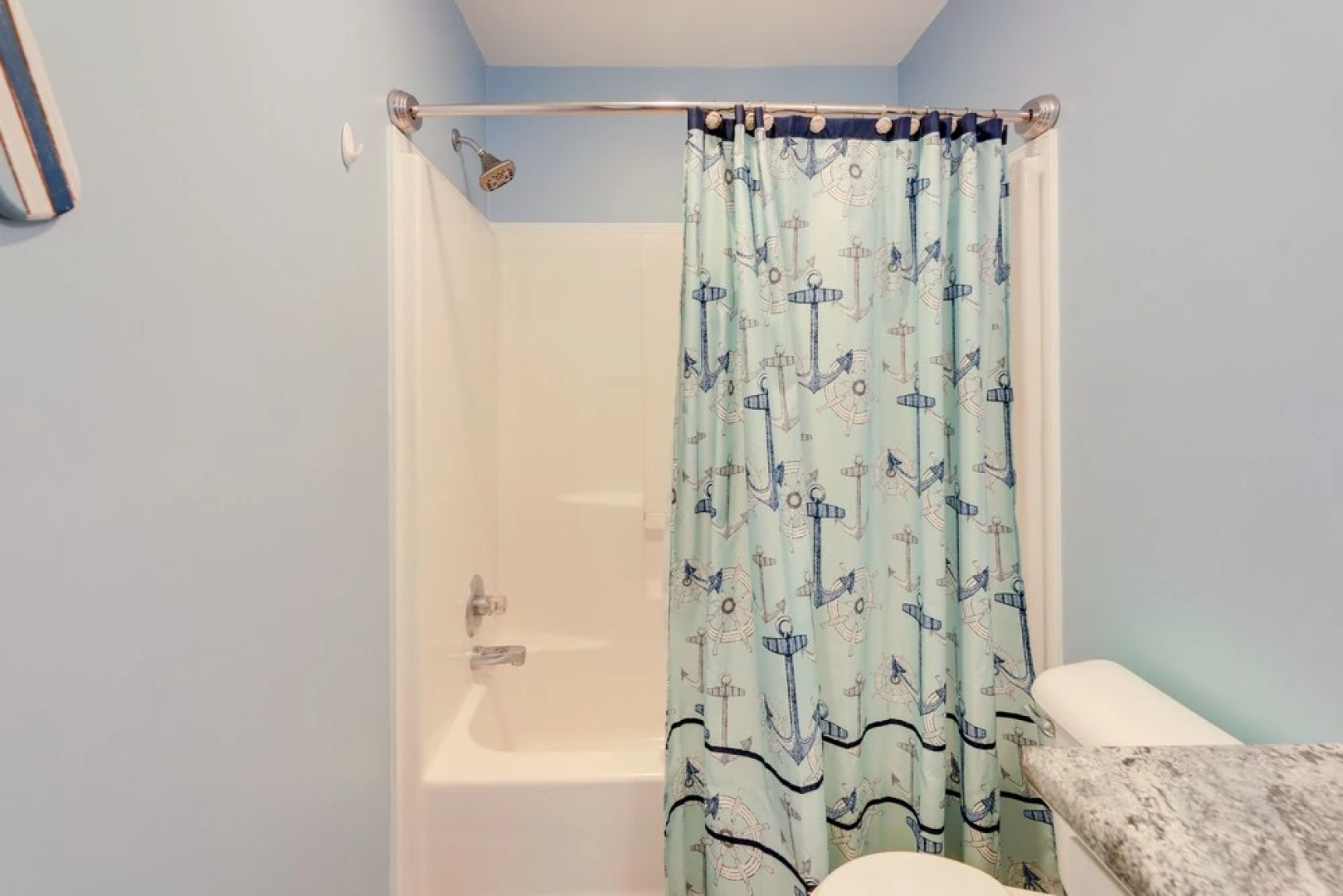 Coastal Emerald Isle Retreat w/ Deck & Grill!