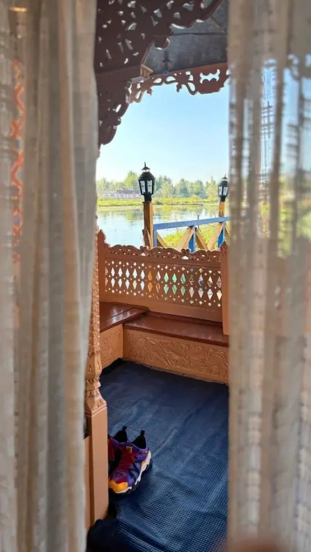 Golden Hopes Group Of Houseboats