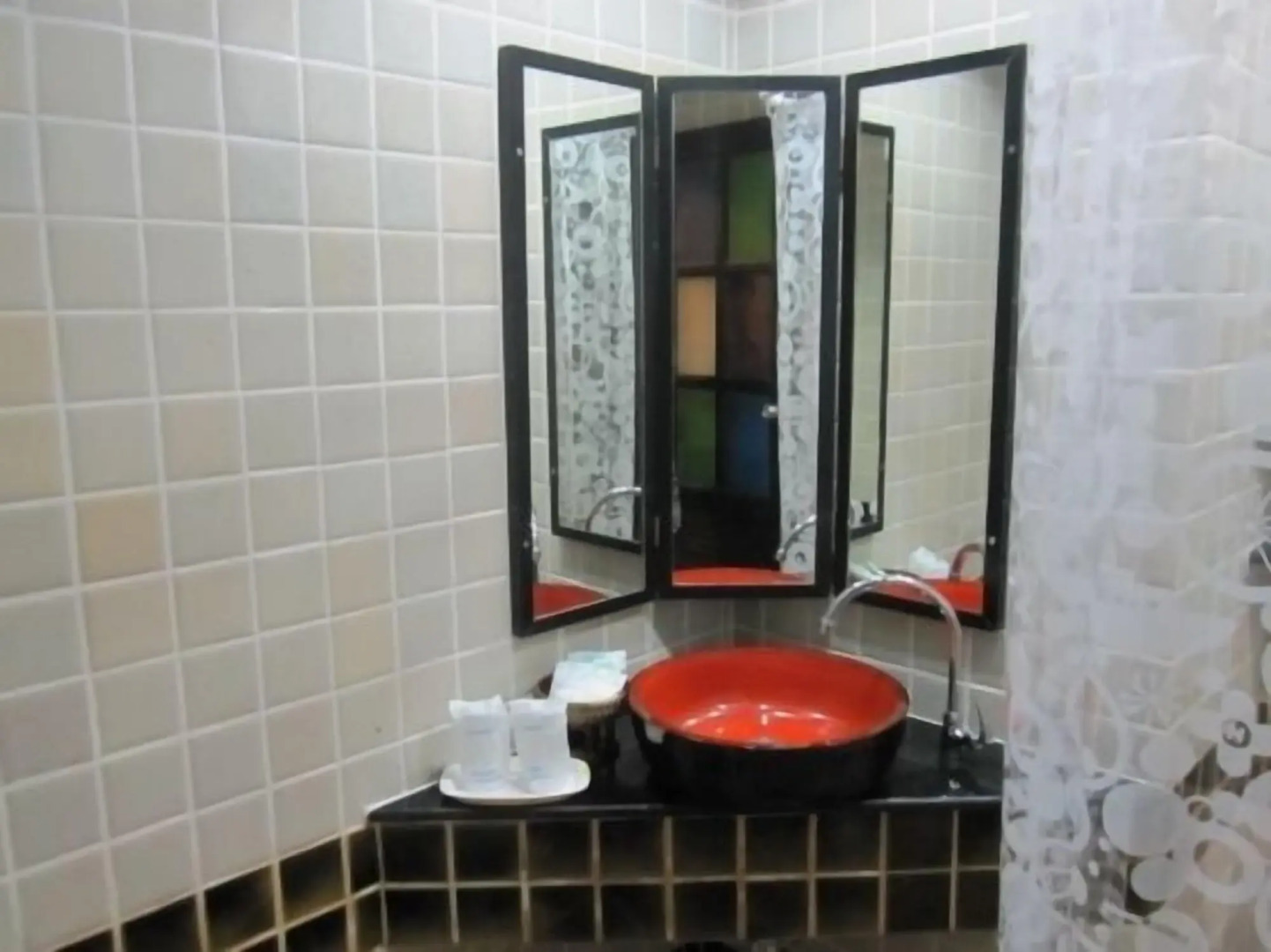 Wangburapa Grand Hotel