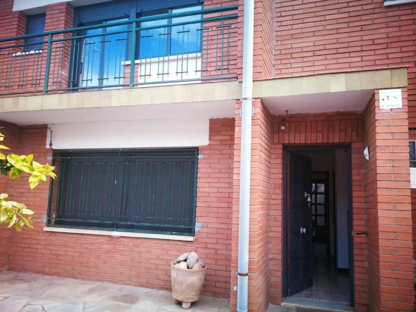 House With 3 Bedrooms in Esparreguera, With Wonderful City View, Balco