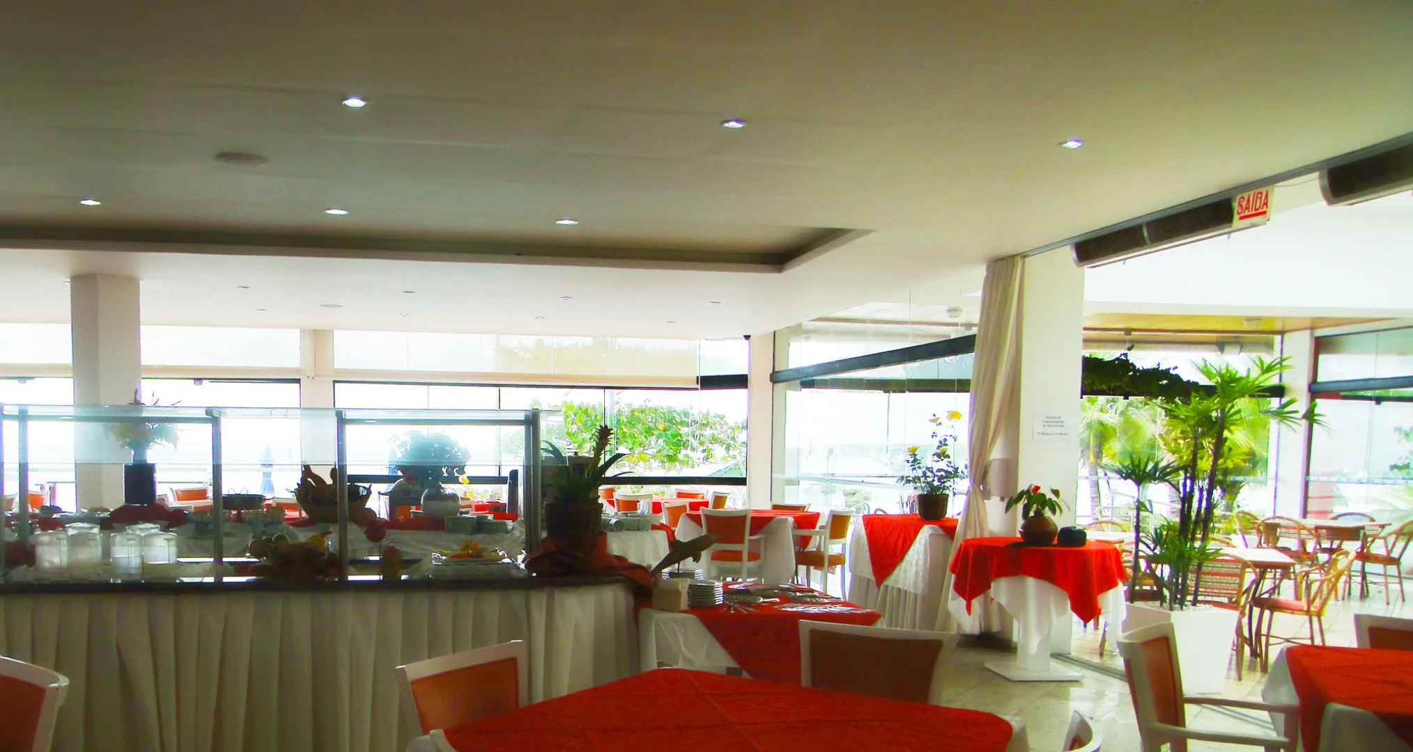 Ingleses Praia Hotel