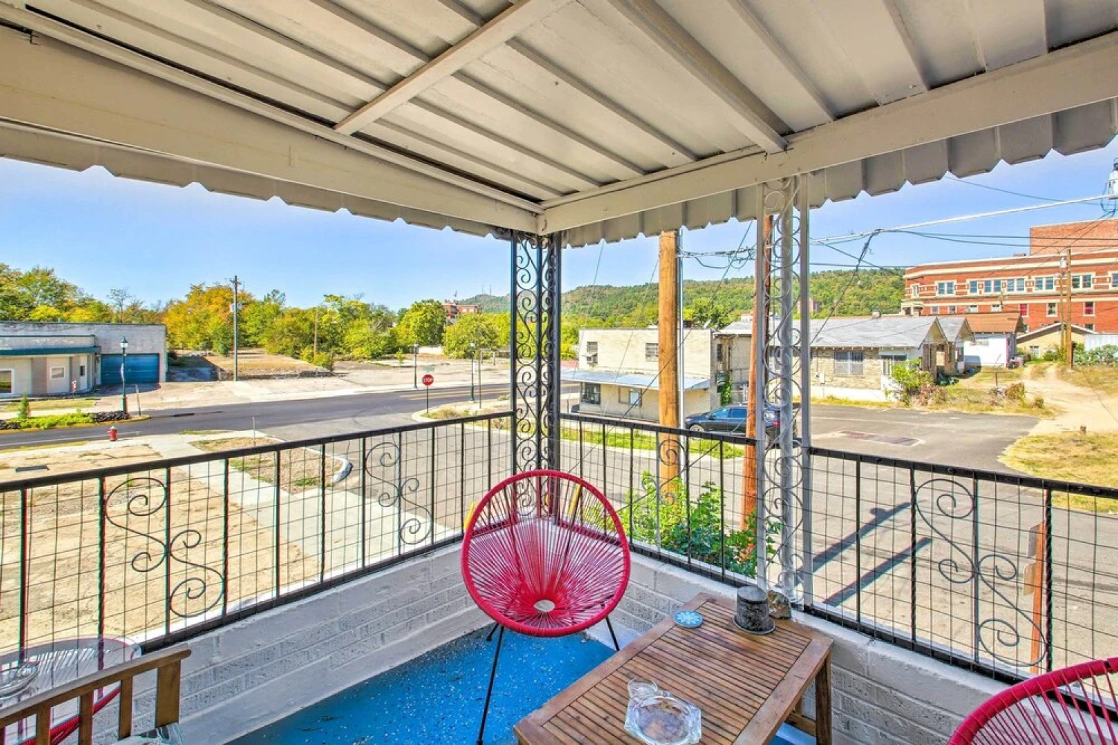 Pet-friendly Hot Springs Abode < 1 Mi to Dtwn