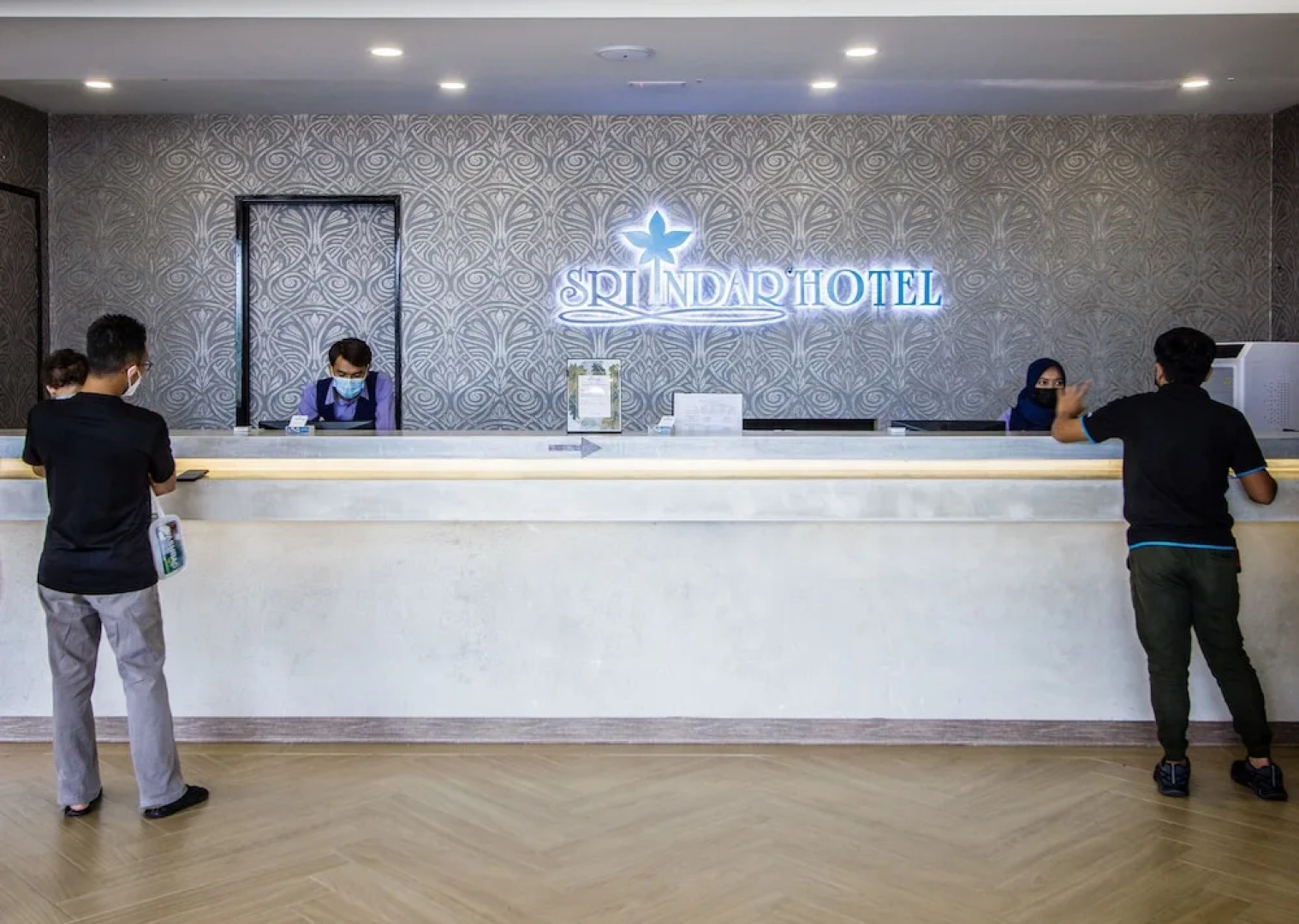 Sri Indar Hotel & Suites