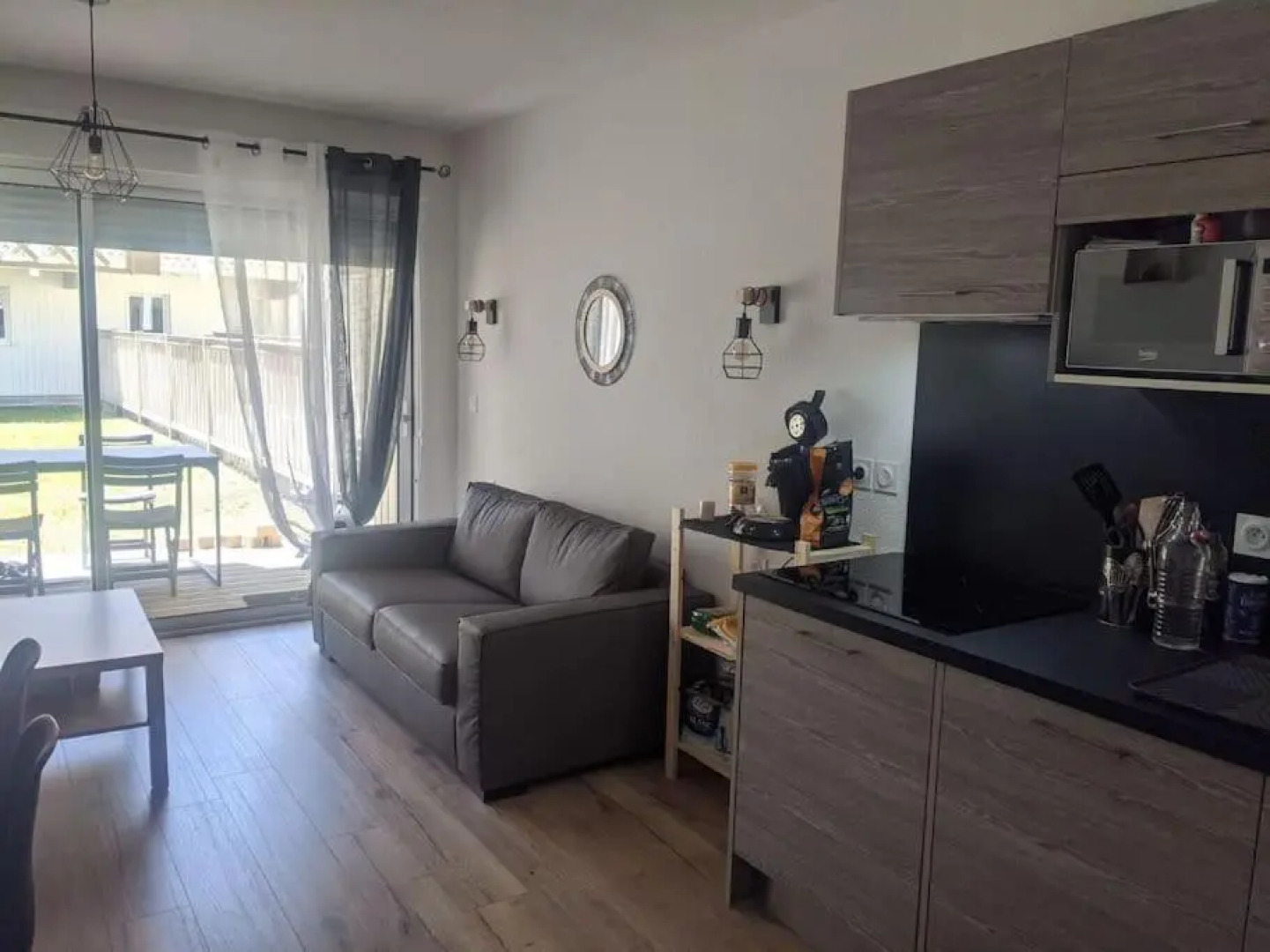 Appartement 200m de l'océan avec piscine extérieure