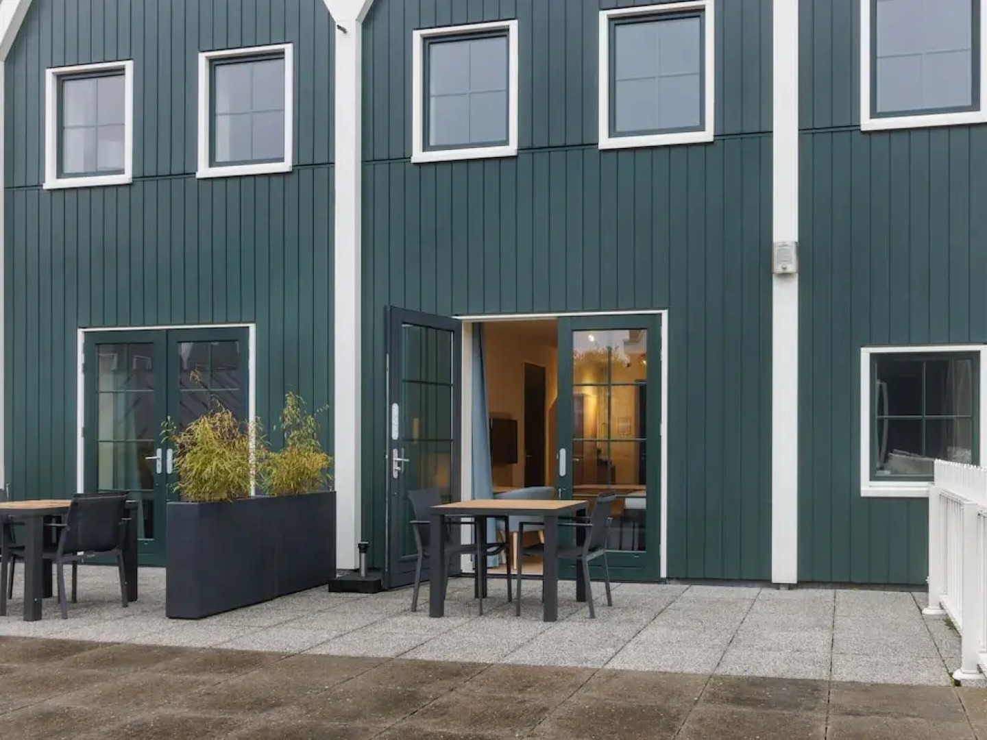 Nice Hotel Room Only 1 km From Volendam Centre