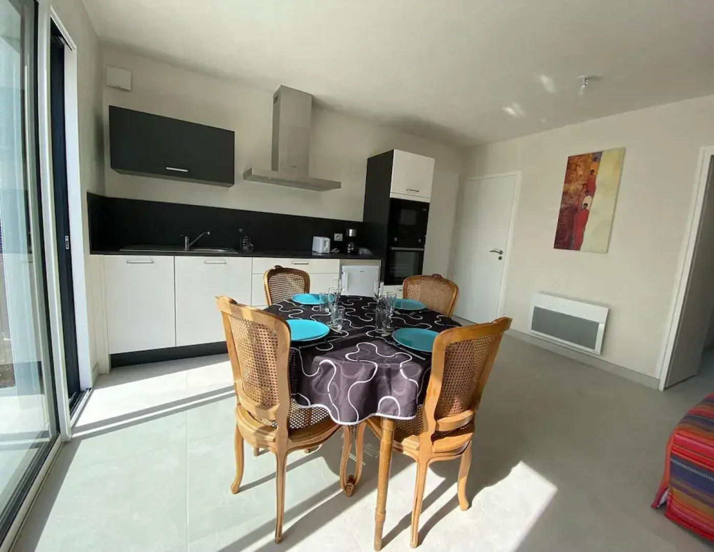 Charming Independent Apartment in Belz