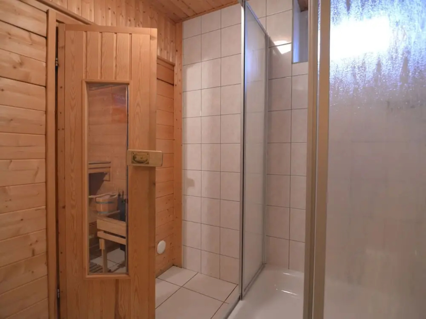 Luxurious Holiday Home in Elsenborn With Sauna