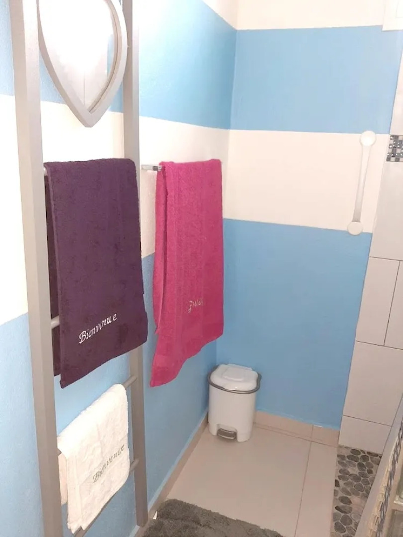 House With 2 Bedrooms in Petit-canal, With Wonderful sea View, Enclosed Garden and Wifi - 8 km From the Beach