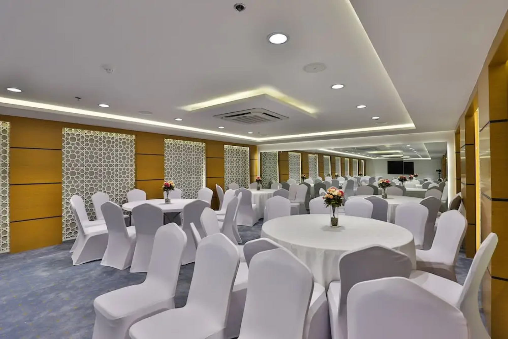 Capital O 145 Sendan Residence