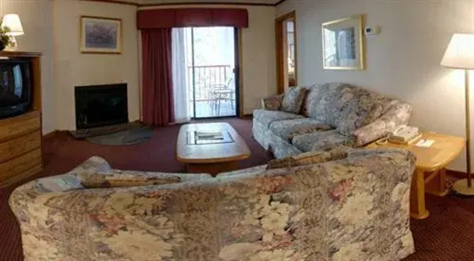 Zoders Inn and Suites