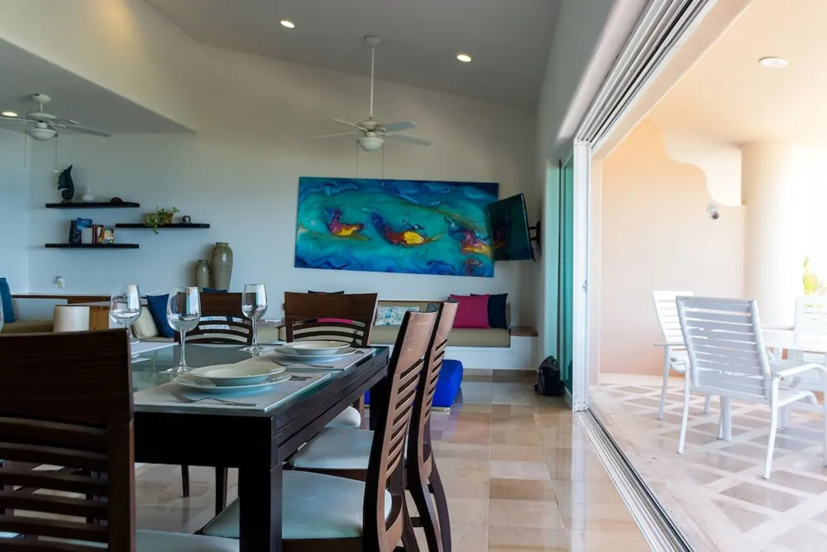 Costa Brava B4. Ocean View Balcony, Wifi, Netflix