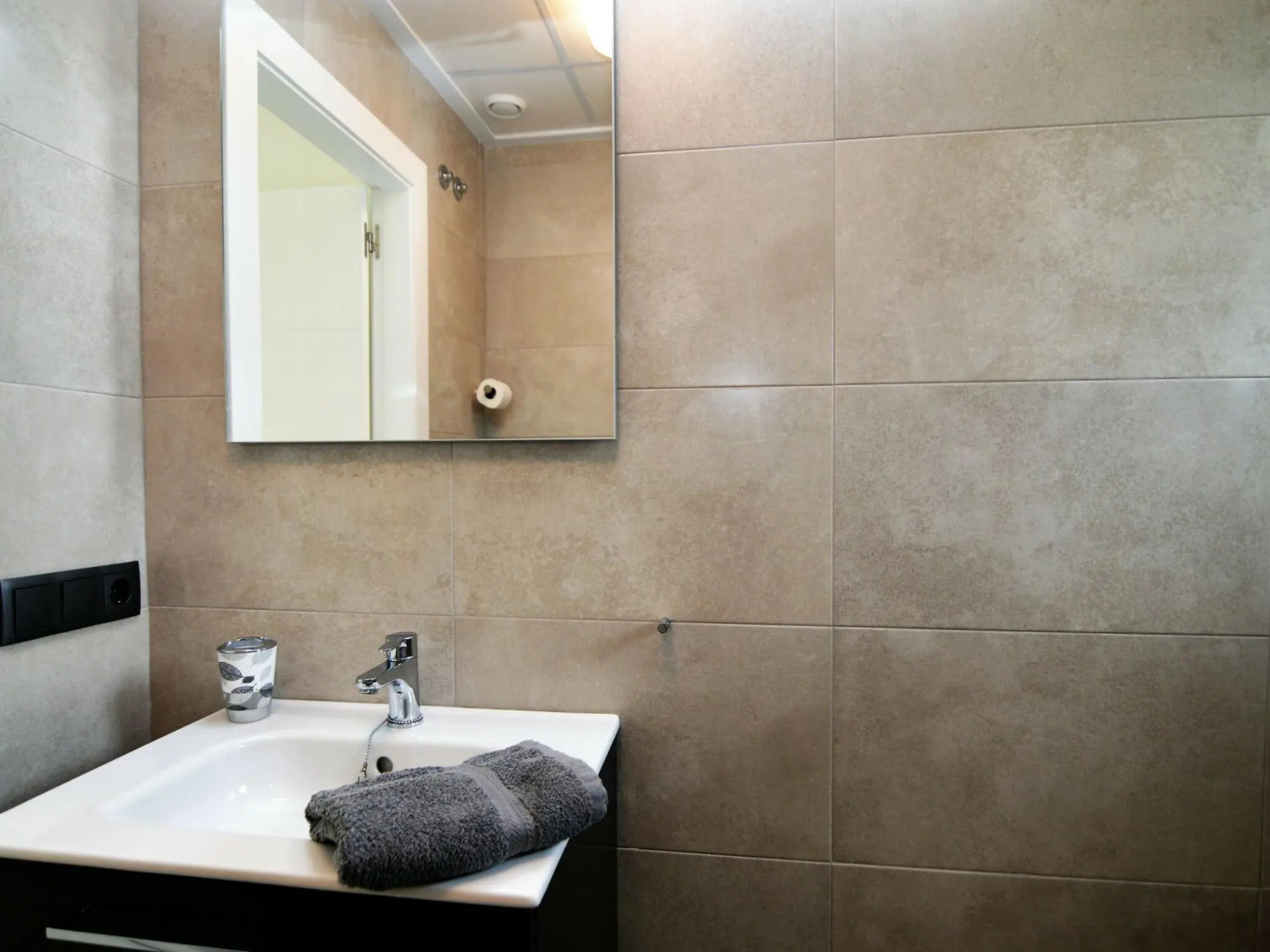 Rojales Stay With Garden