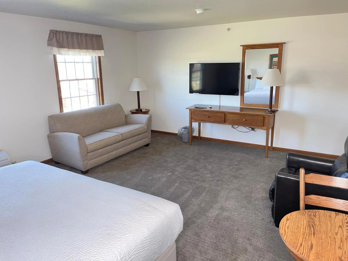Farmstead Inn & Conference Center