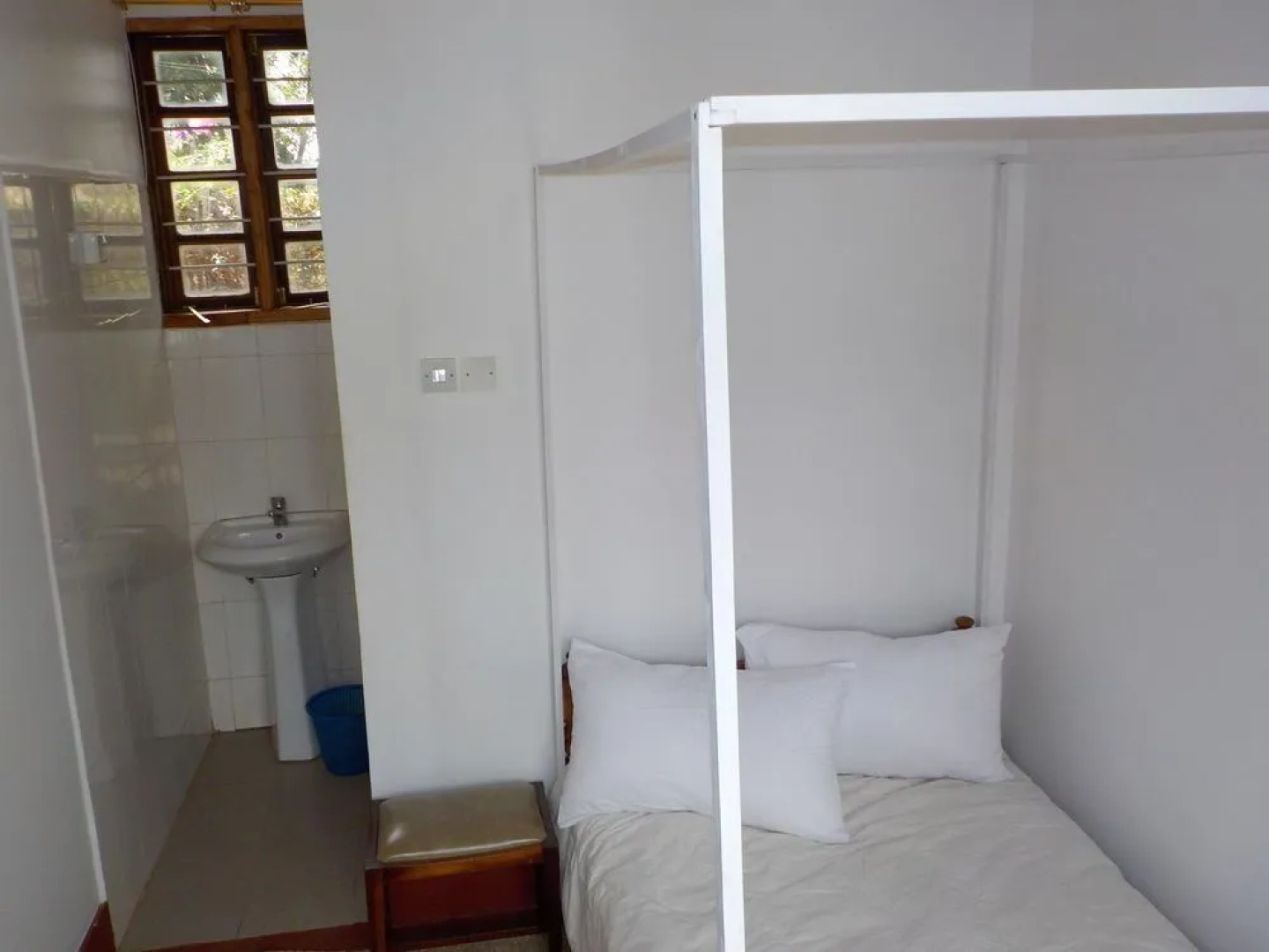 The Pink Daisy Bed and Breakfast