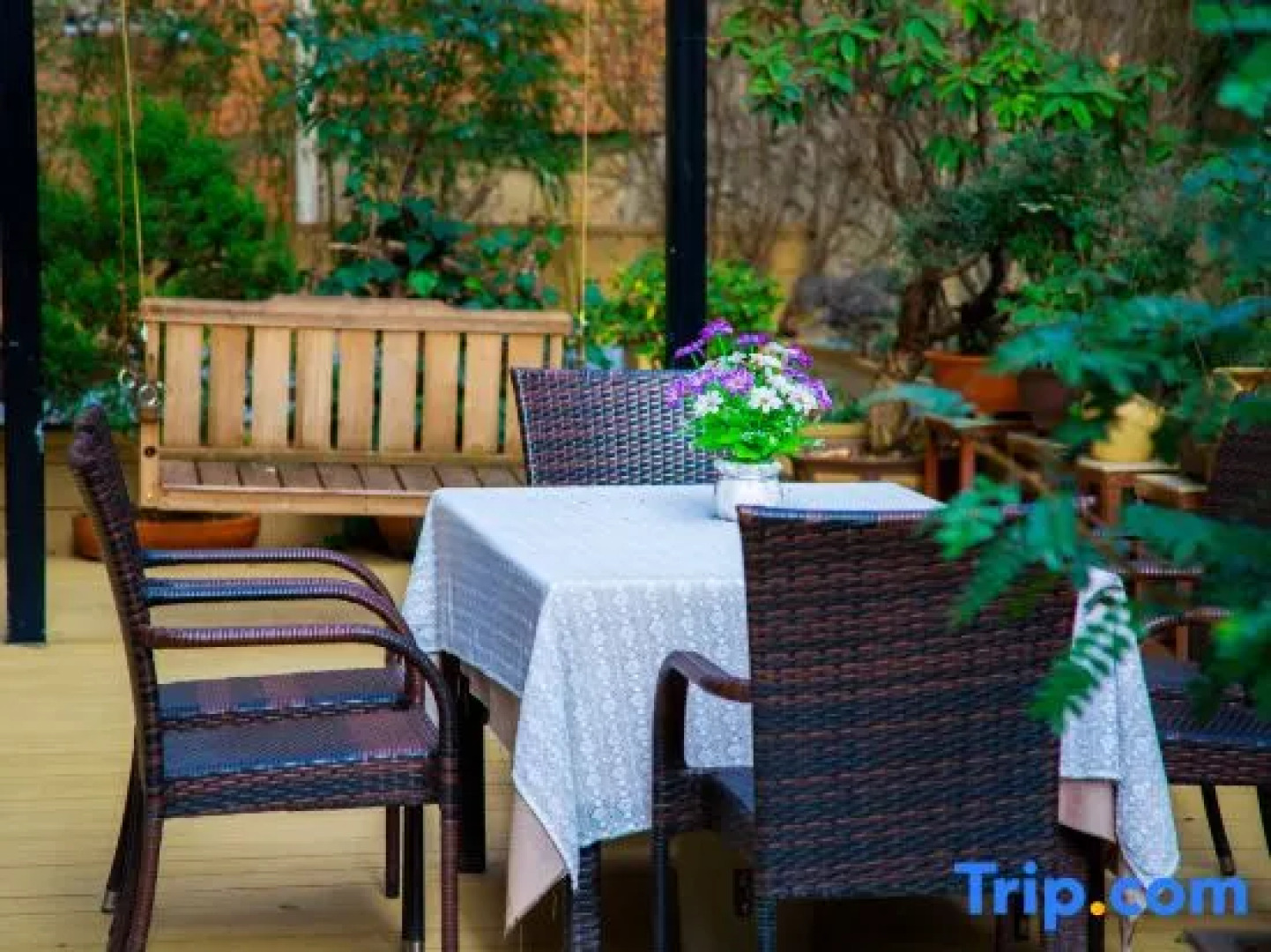 Huigan Yonghong Hotel