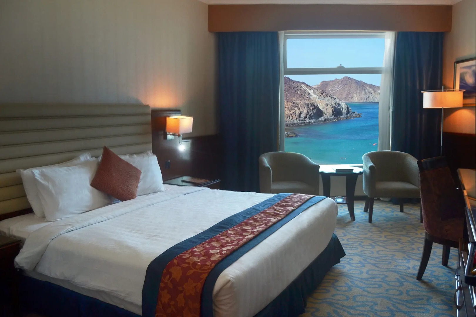 Курортный отель Oceanic Khorfakkan Resort And Spa