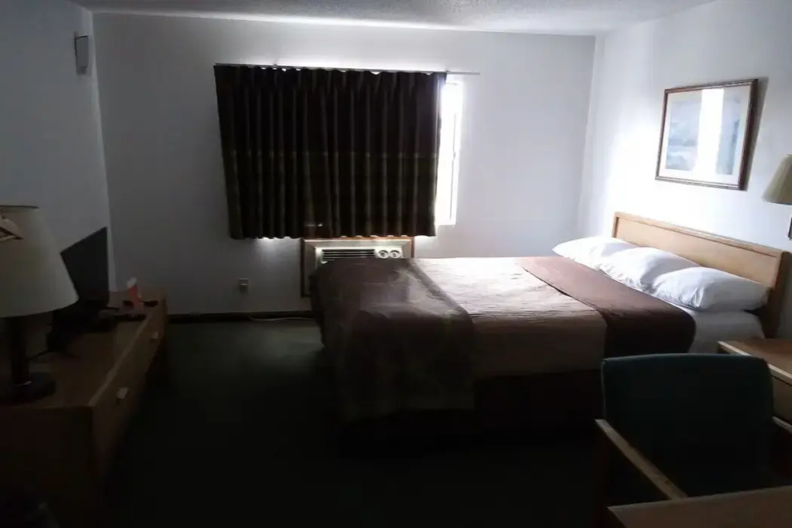 Capital O Amerihost Inn and Suites Kingdom City Hwy 54 MO