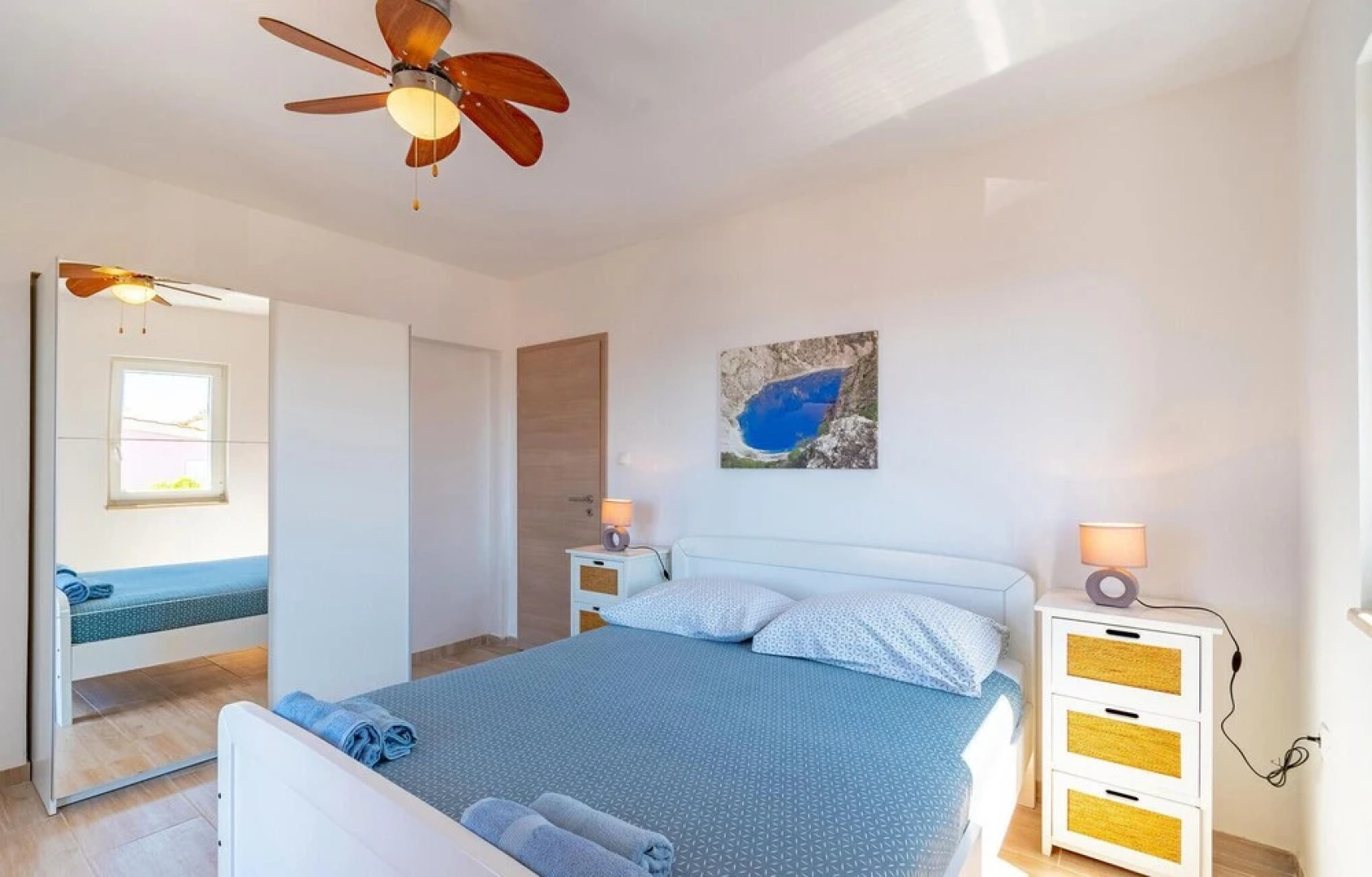 Stunning Home in Nova With Wifi and 3 Bedrooms