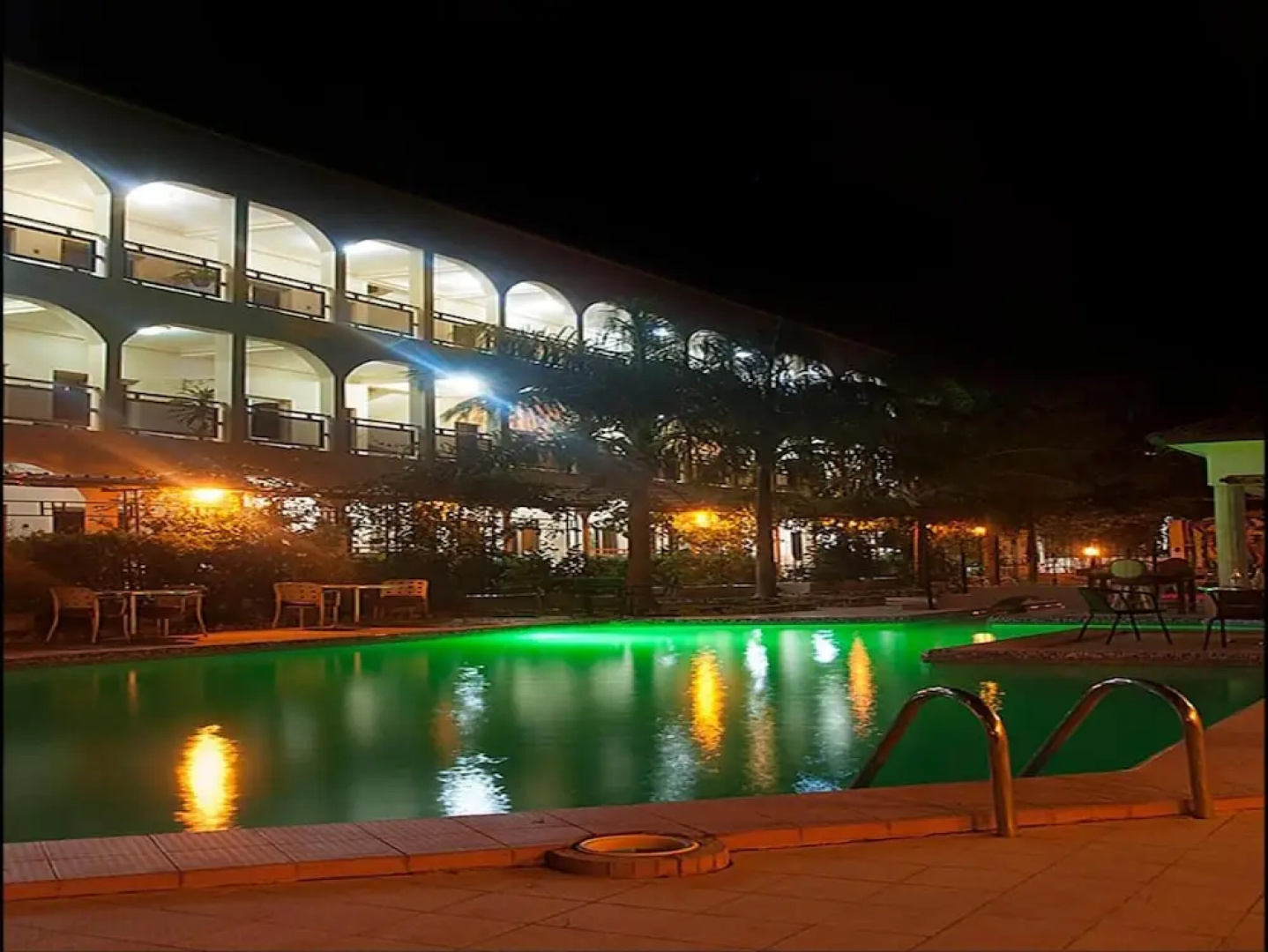 Seaview Gardens Hotel