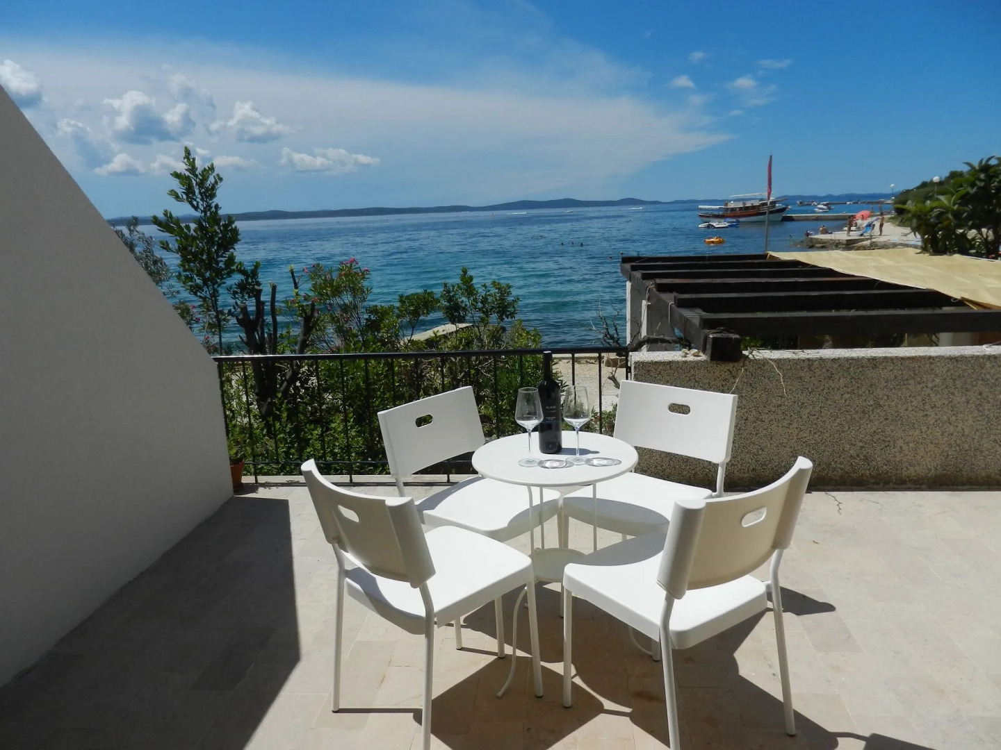 Apartment Andri - 5 m from the beach : A2-donji Petrcane, Zadar riviera