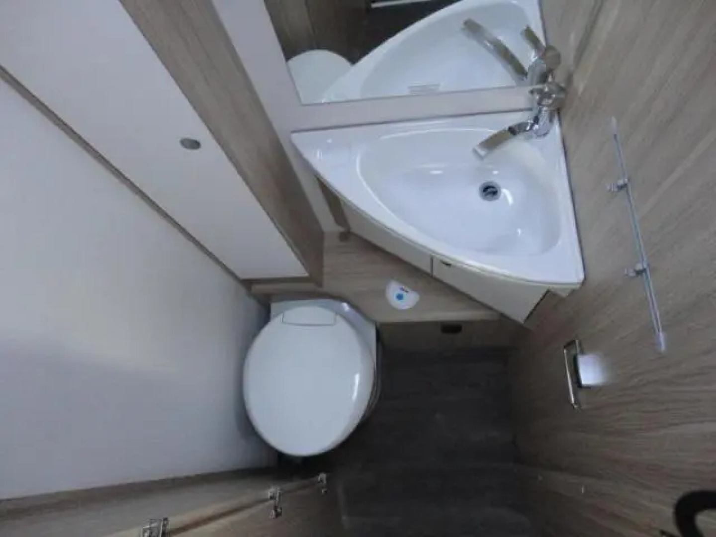 Camper Wohnmobil Sunlight I68