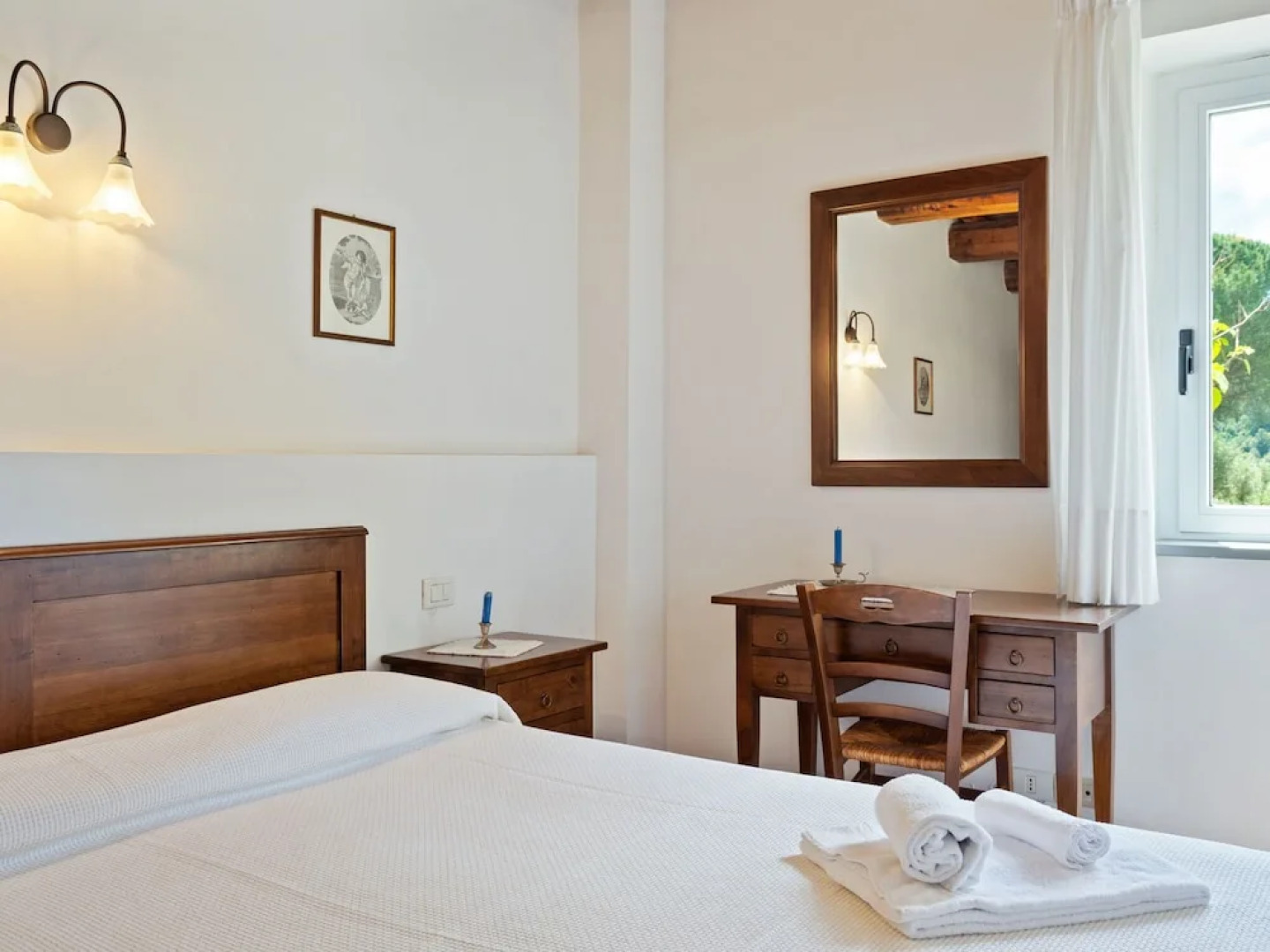 Scenic Holiday Home in Torgiano With Swimming Pool