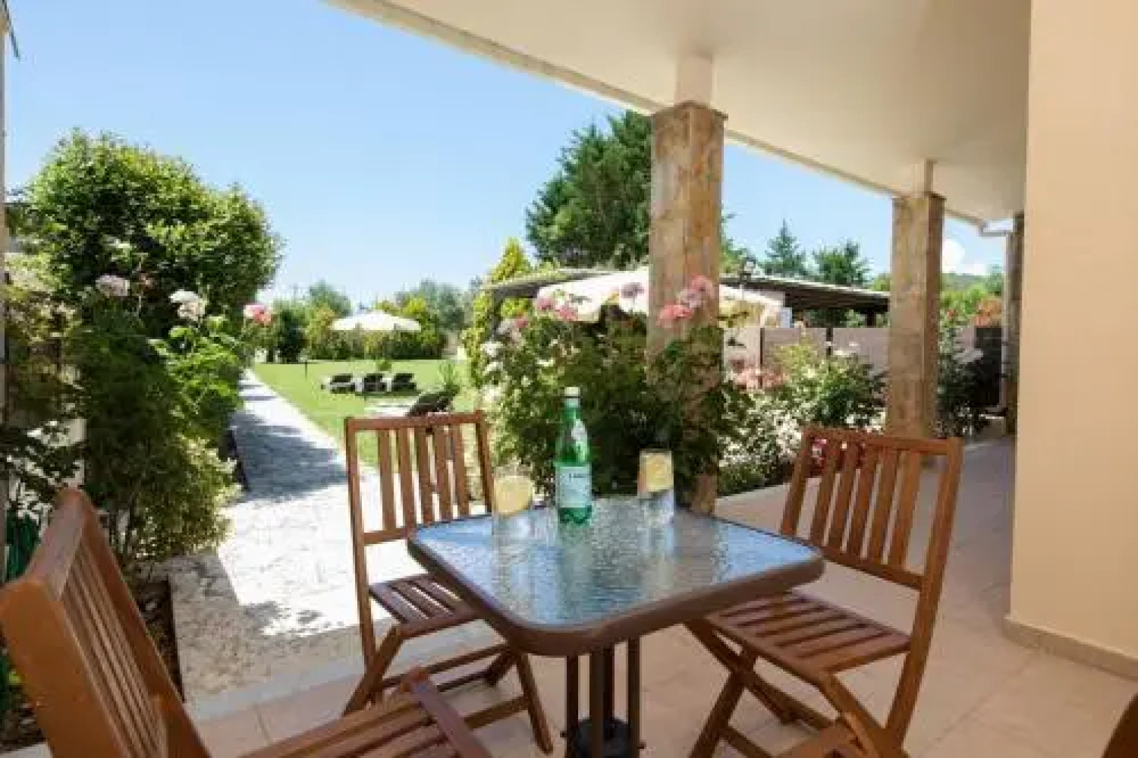 Peroulades Luxury Villa