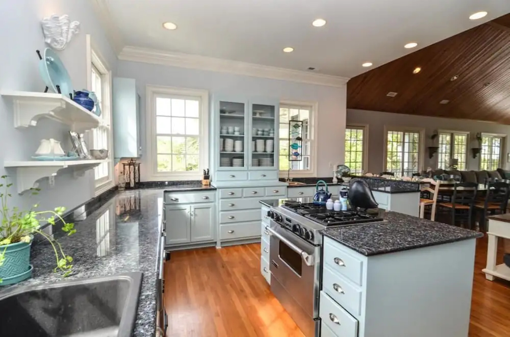 4001 Ocean Rest 7 Br Home by RedAwning