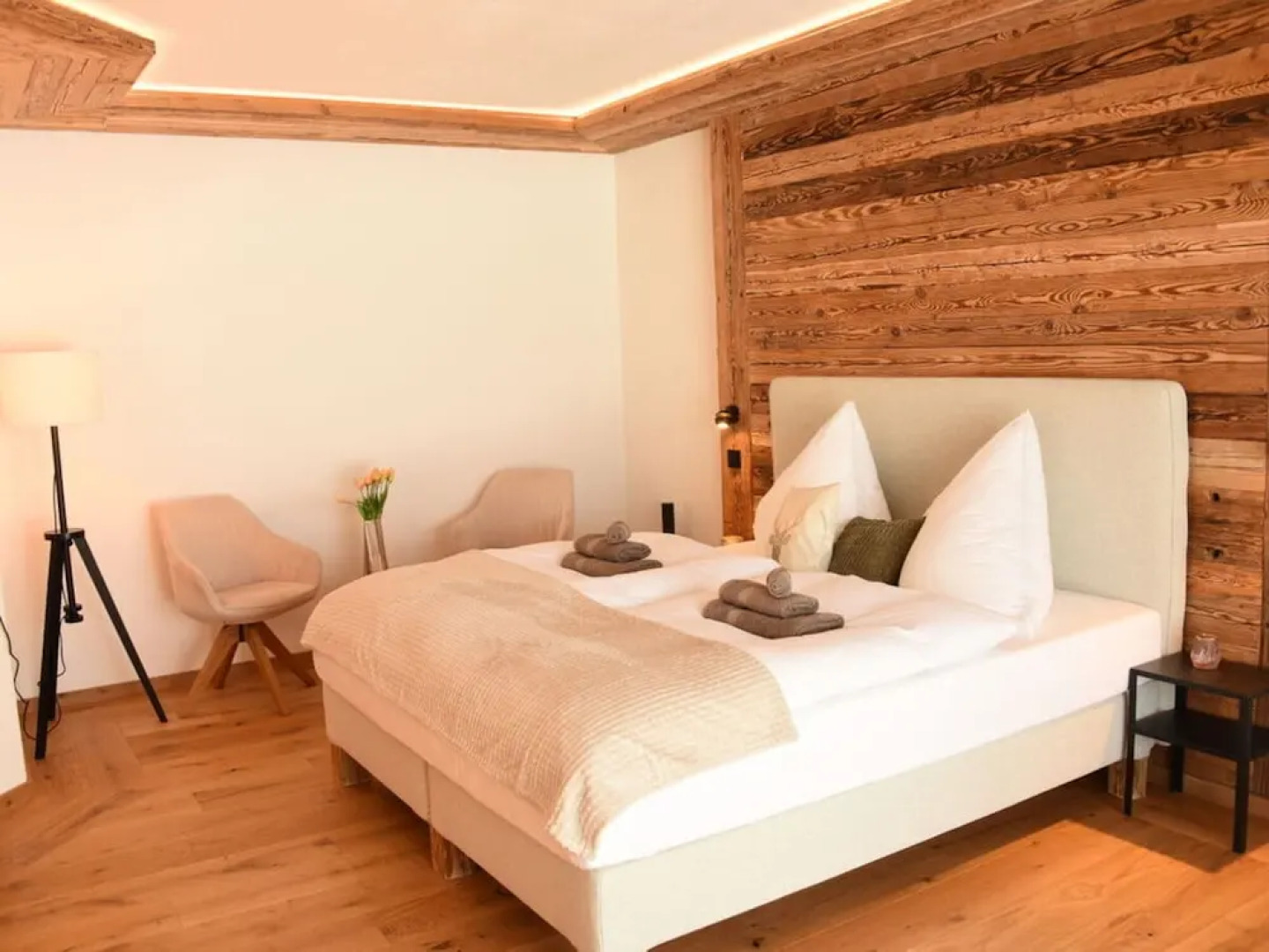 Maja Chalets Comfortable Holiday Residence