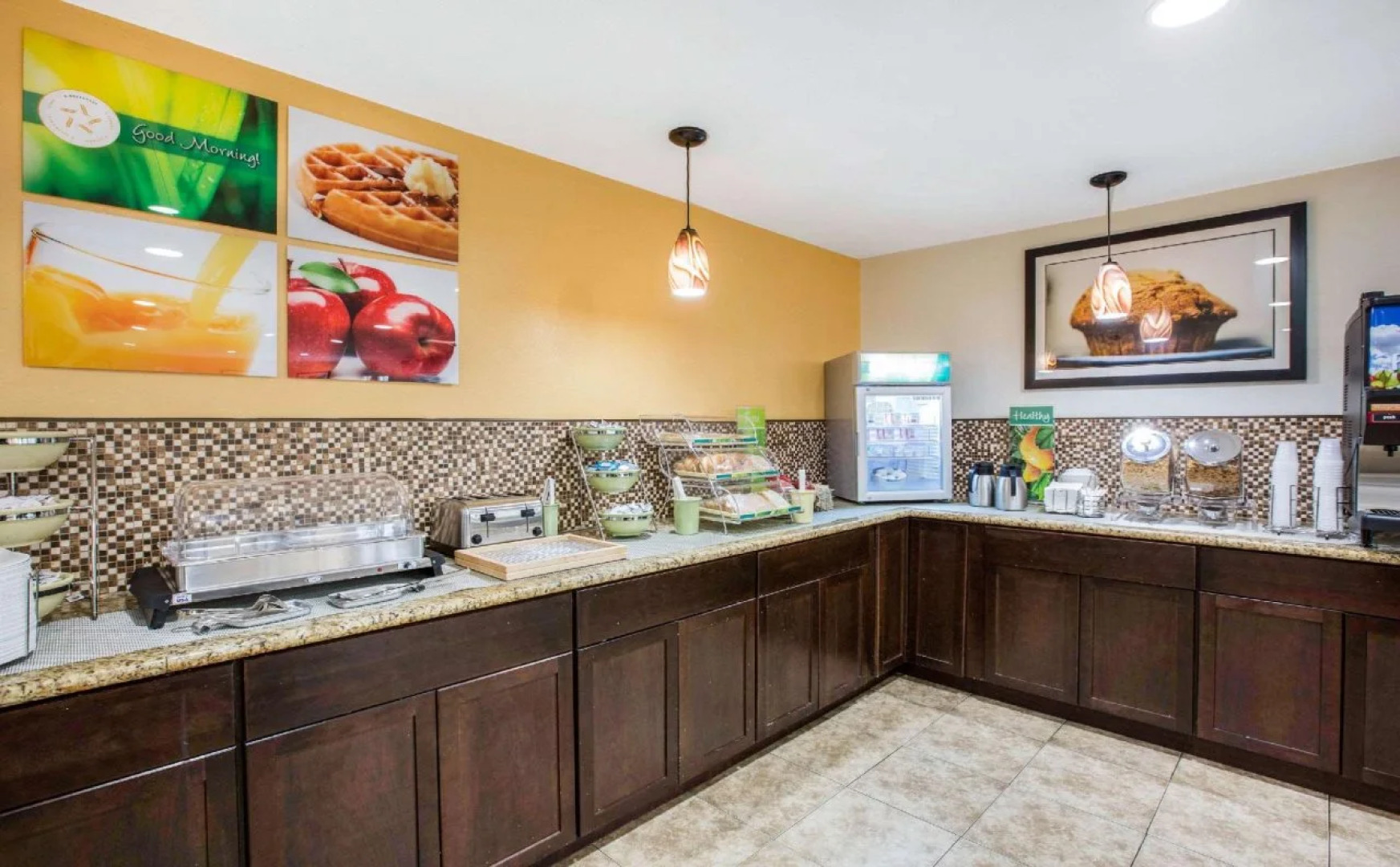 Best Western South Bay Inn