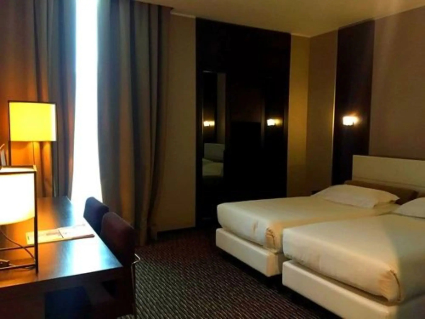 H2C Hotel Milanofiori