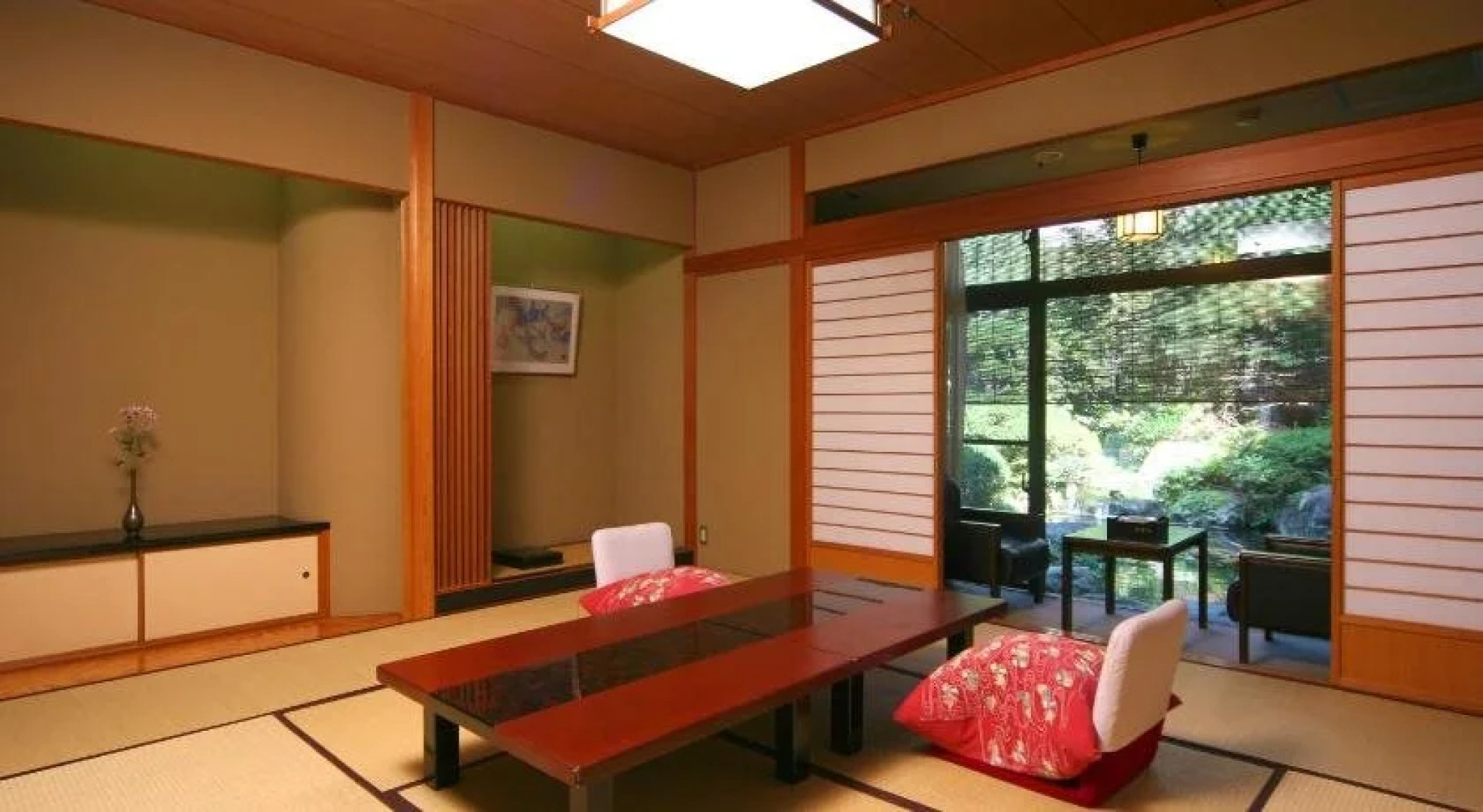 Awazuonsen Kitahachi