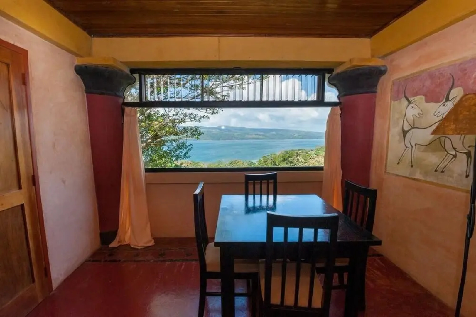 Lake Arenal Brewery Hostel