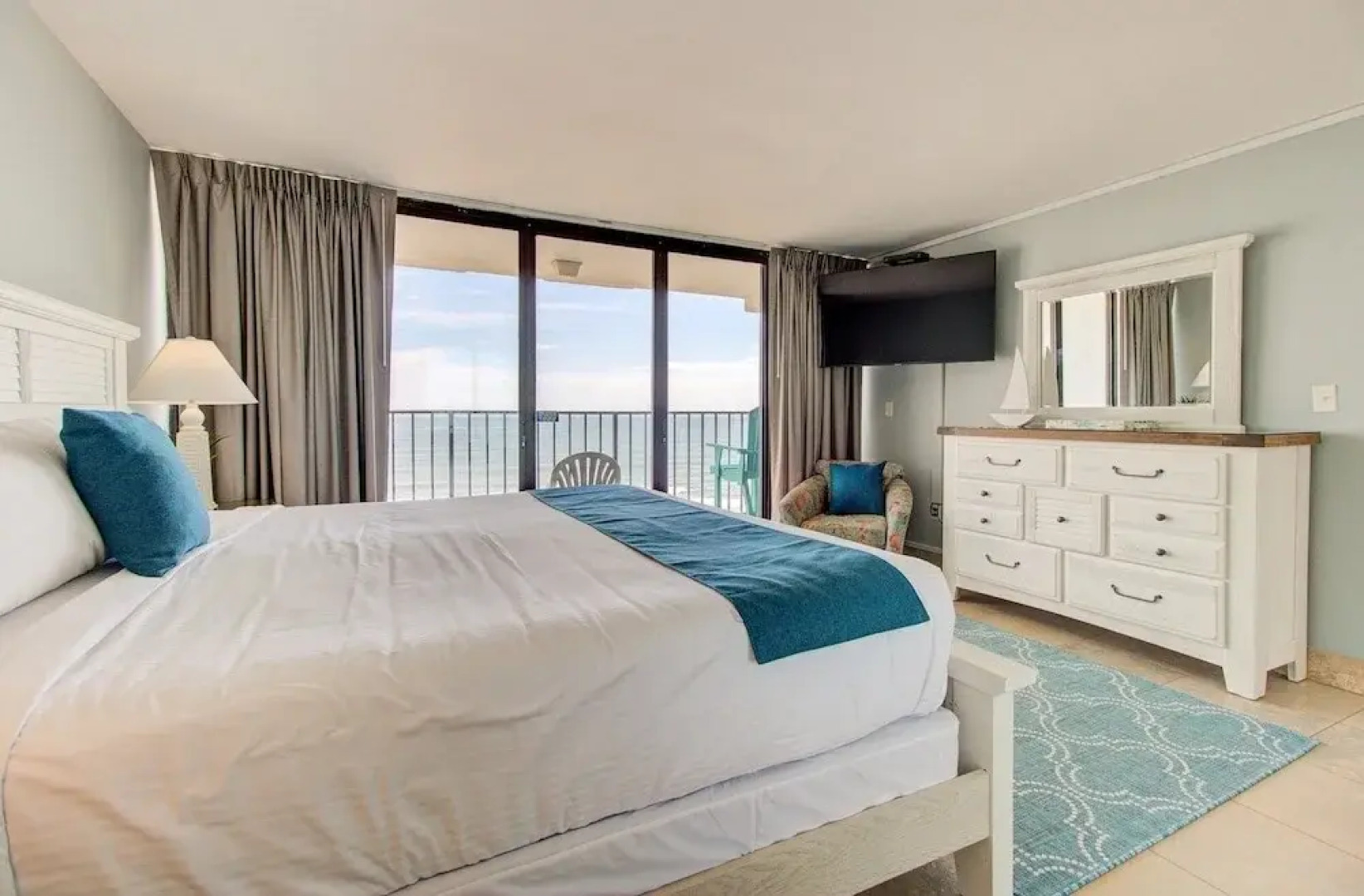 0714 Wavy Daze by Atlantic Towers