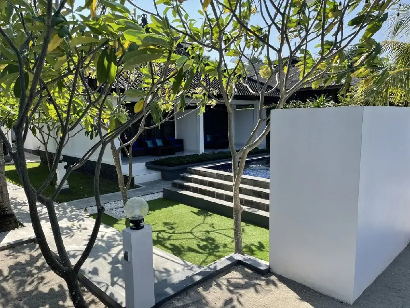 Beach Club Lombok by Bale Solah