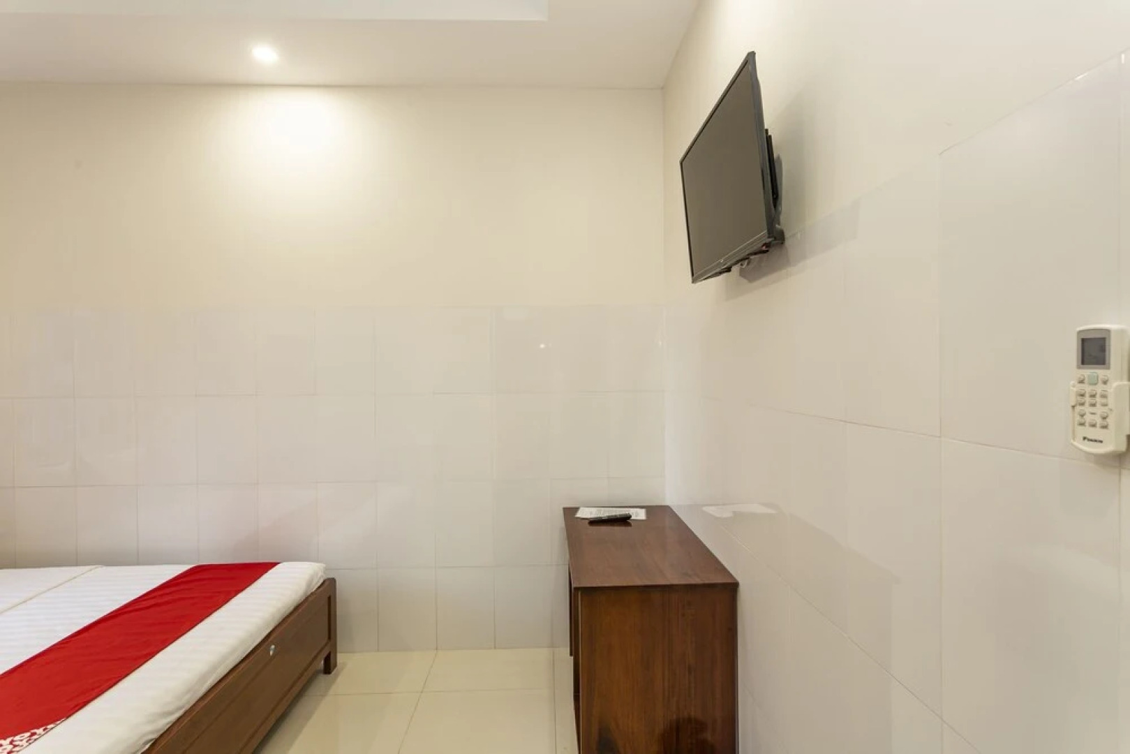 Oyo 324 Little Ha Noi Hotel