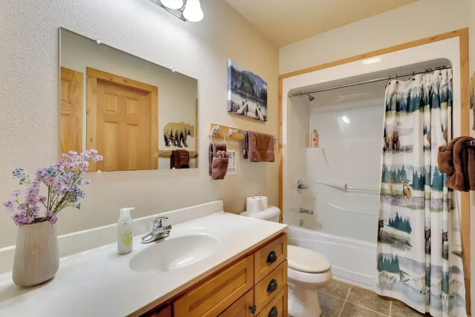 Cabin w/ On-site Trails - 15 Miles to Mt Rushmore!